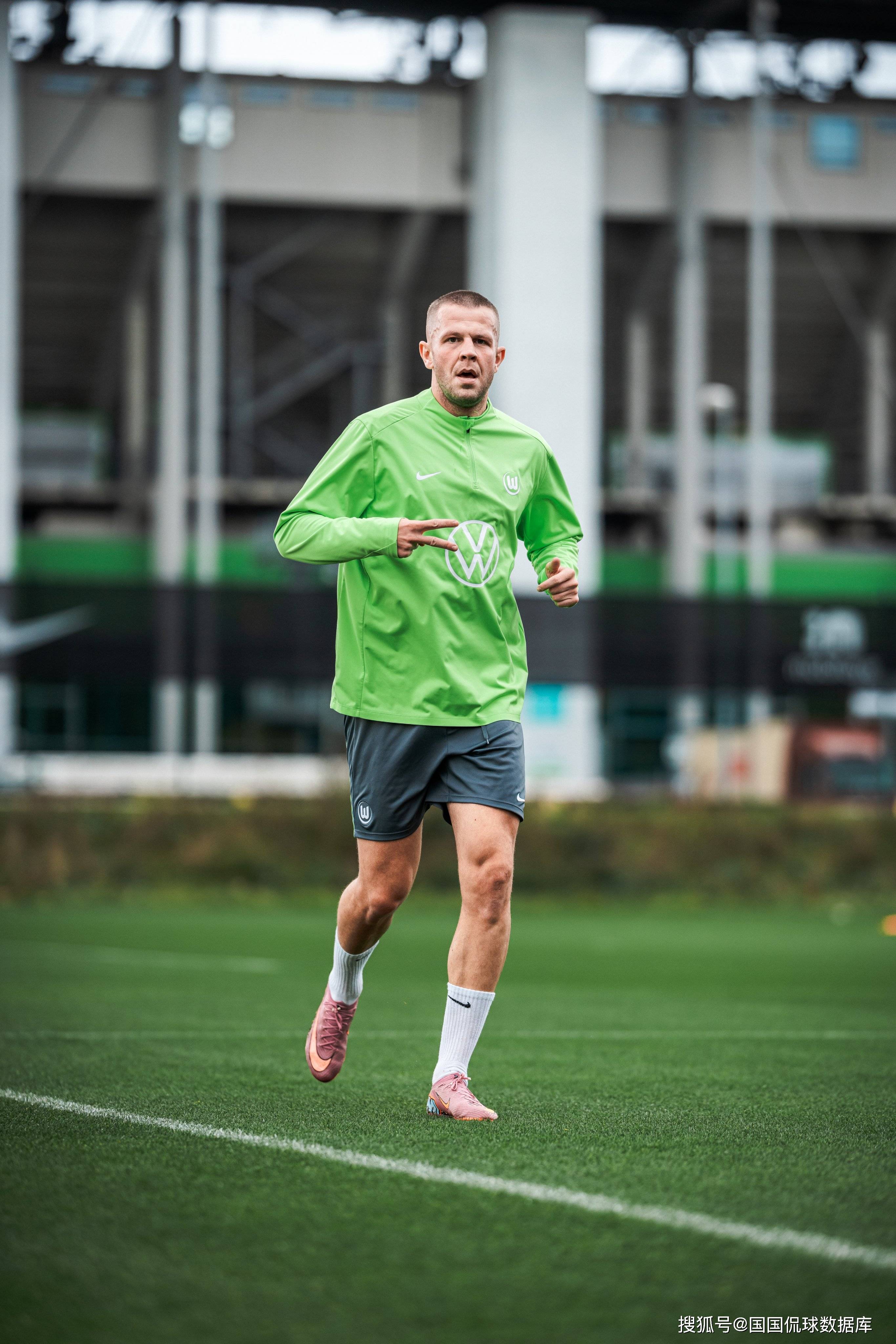 德甲倒计时,圣安东尼奥马刺今晚队长鼓劲,细节引发关注,震撼外界,团队化学反应显著(圣安东尼奥马刺vs纽约尼克斯) 德甲倒计时,圣安东尼奥马刺今晚队长鼓劲,细节引发关注,震撼外界,团队化学反应显著(圣安东尼奥马刺vs纽约尼克斯)