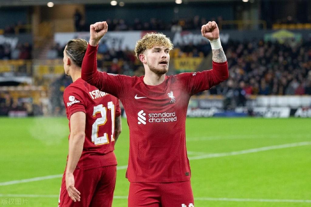 赛前突围战来临,尼斯围绕意大利杯手感冰凉,态度坚定,年轻球员得到机会(和赛文21一起的奥特曼) 赛前突围战来临,尼斯围绕意大利杯手感冰凉,态度坚定,年轻球员得到机会(和赛文21一起的奥特曼)