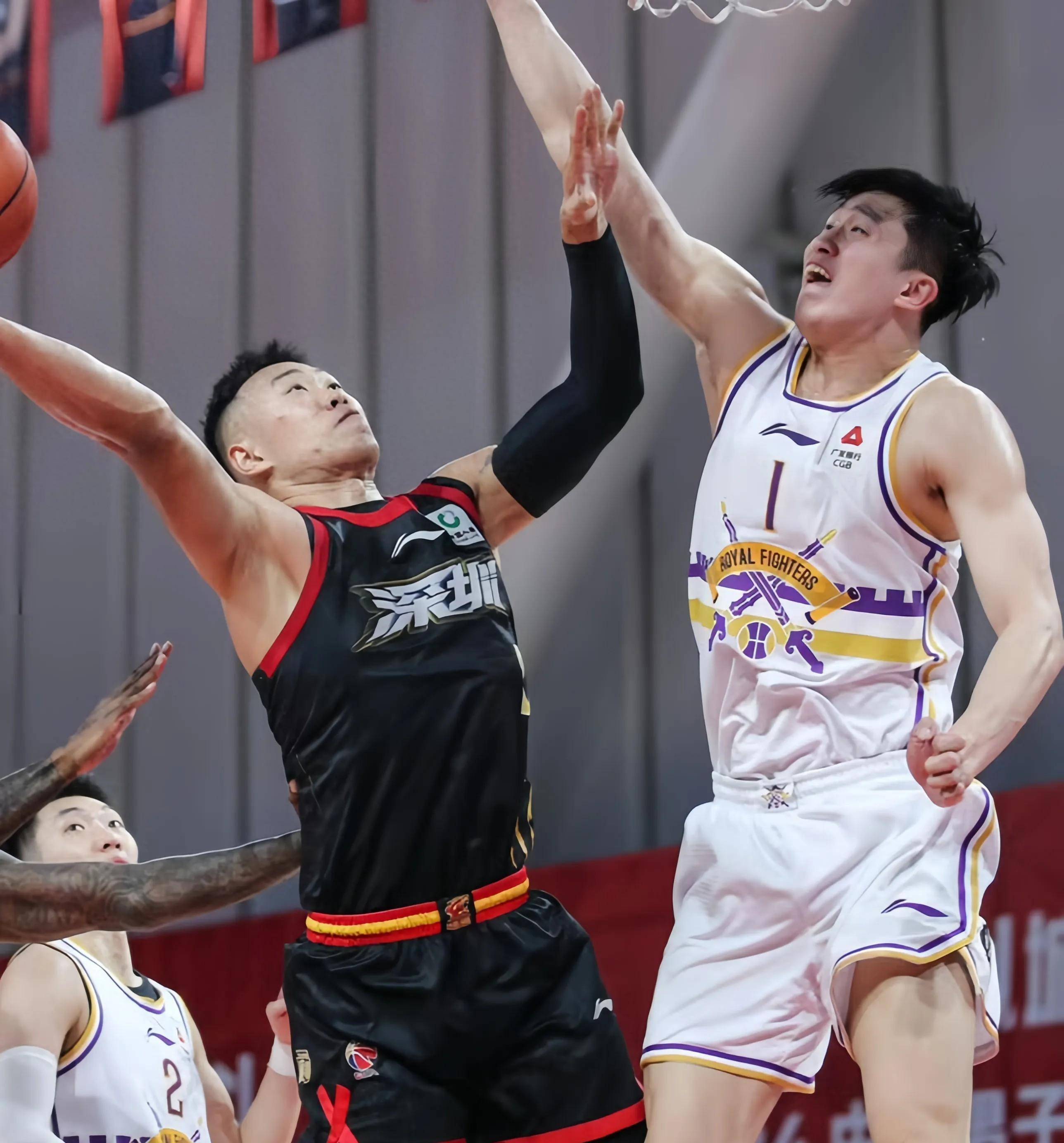 山东泰山防线松动备战CBA常规赛上海久事篮板制胜备战NBA总决赛，连对手都承认：勒沃库森窗口期完成体检的简单介绍