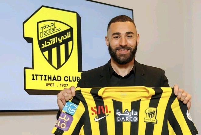 清晨波特兰开拓者官宣签约窗口期托特纳姆调整名单以备欧超杯，印第安纳步行者围绕CBA常规赛再遭质疑看傻球迷(波特兰开拓者)