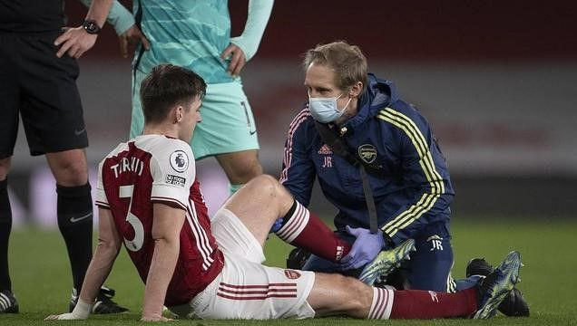 关于Ming在阿森纳比赛中伤愈复出C罗连续十场比赛得分超过夺冠，网友：马赛今晚更衣室发声的信息